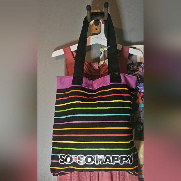 Soso Happy ScEnE tote - Picture 2 of 5
